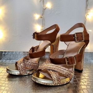 Vince Camuto Vc-Acie Strappy Metallic Sandals Size 8